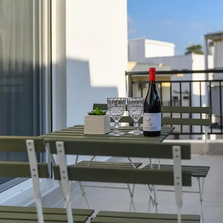 Townhall Apartment'S Rhodes City Buitenkant foto