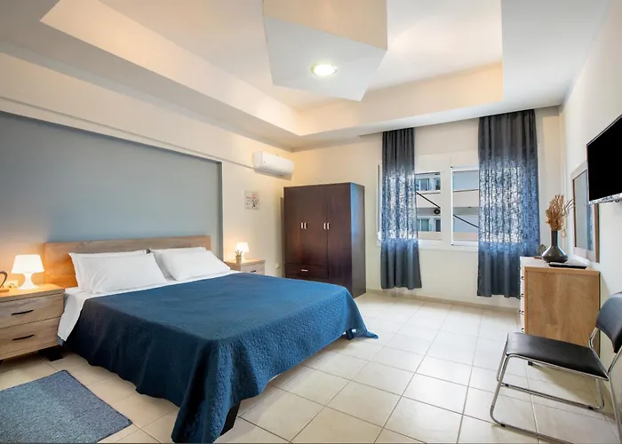Townhall Apartment\'S